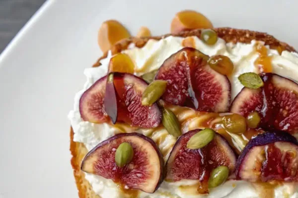 Whipped Cream Cheese Fig Toast (Sweet & Crunchy Breakfast)
